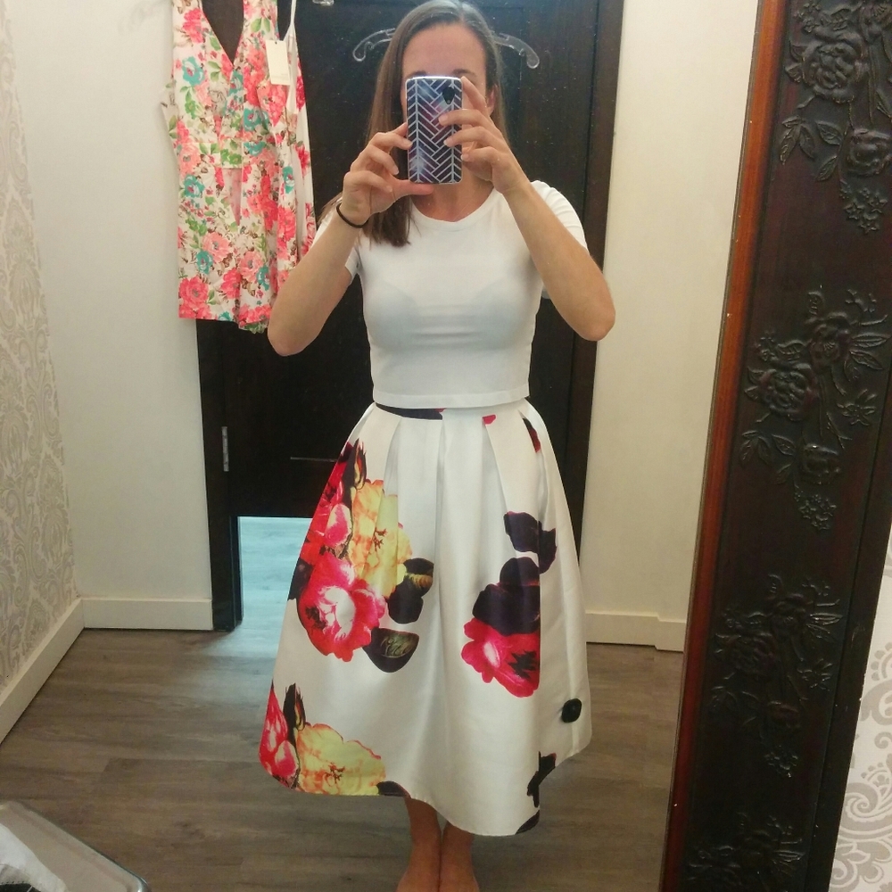 Voluminous Skirt